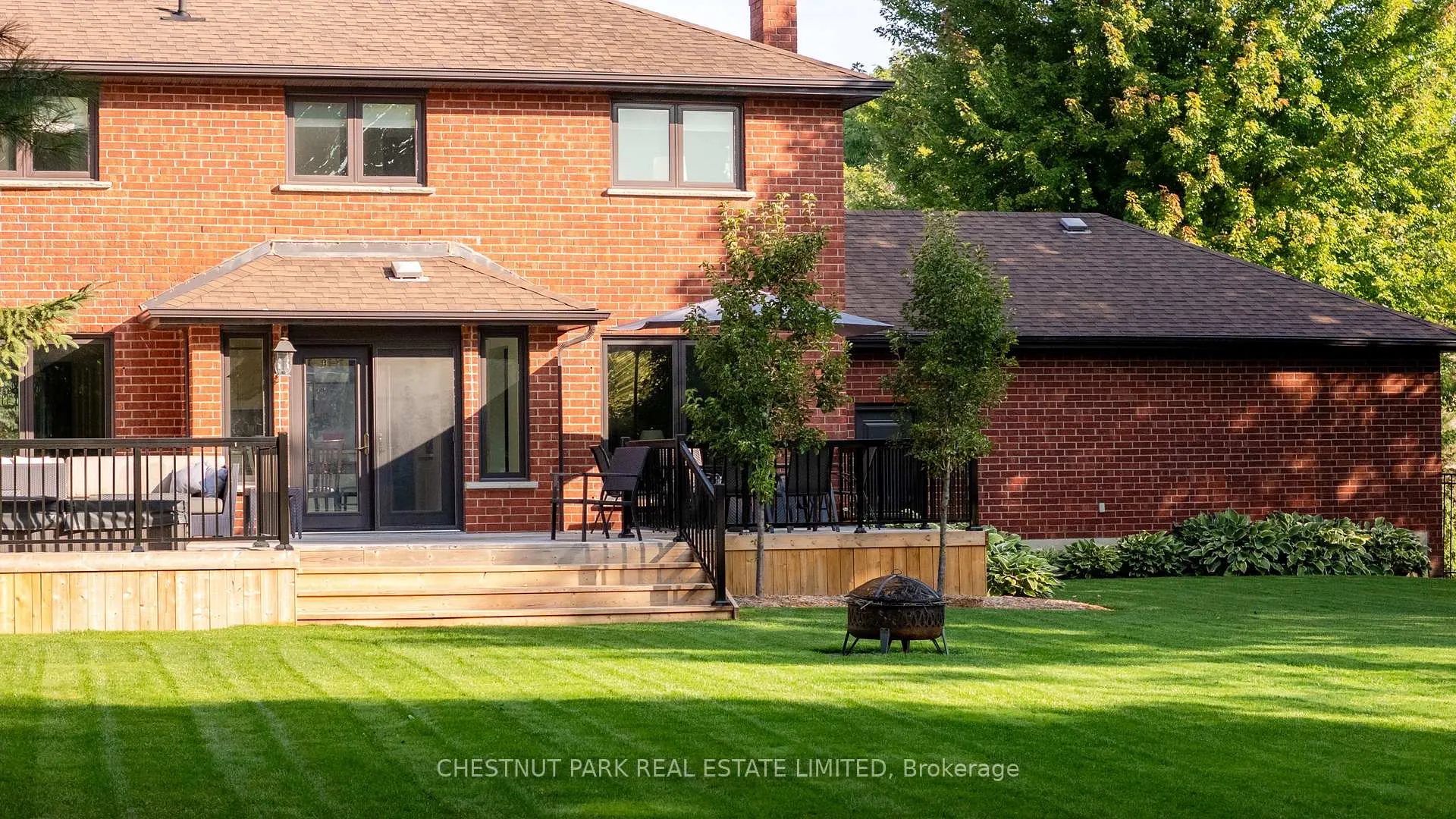Photo 48 of 55 Parnham Crescent, East Gwillimbury, Sharon — HOMEH