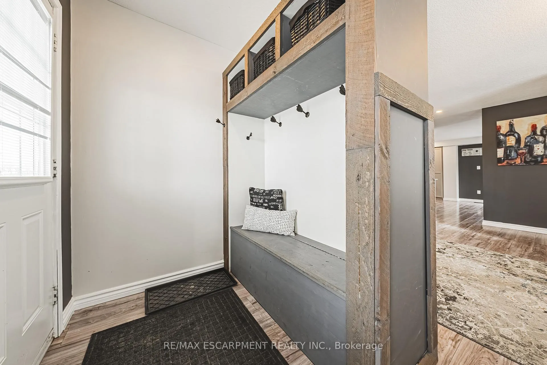 Photo 5 of 103 Powell Drive, Hamilton, Binbrook — HOMEH