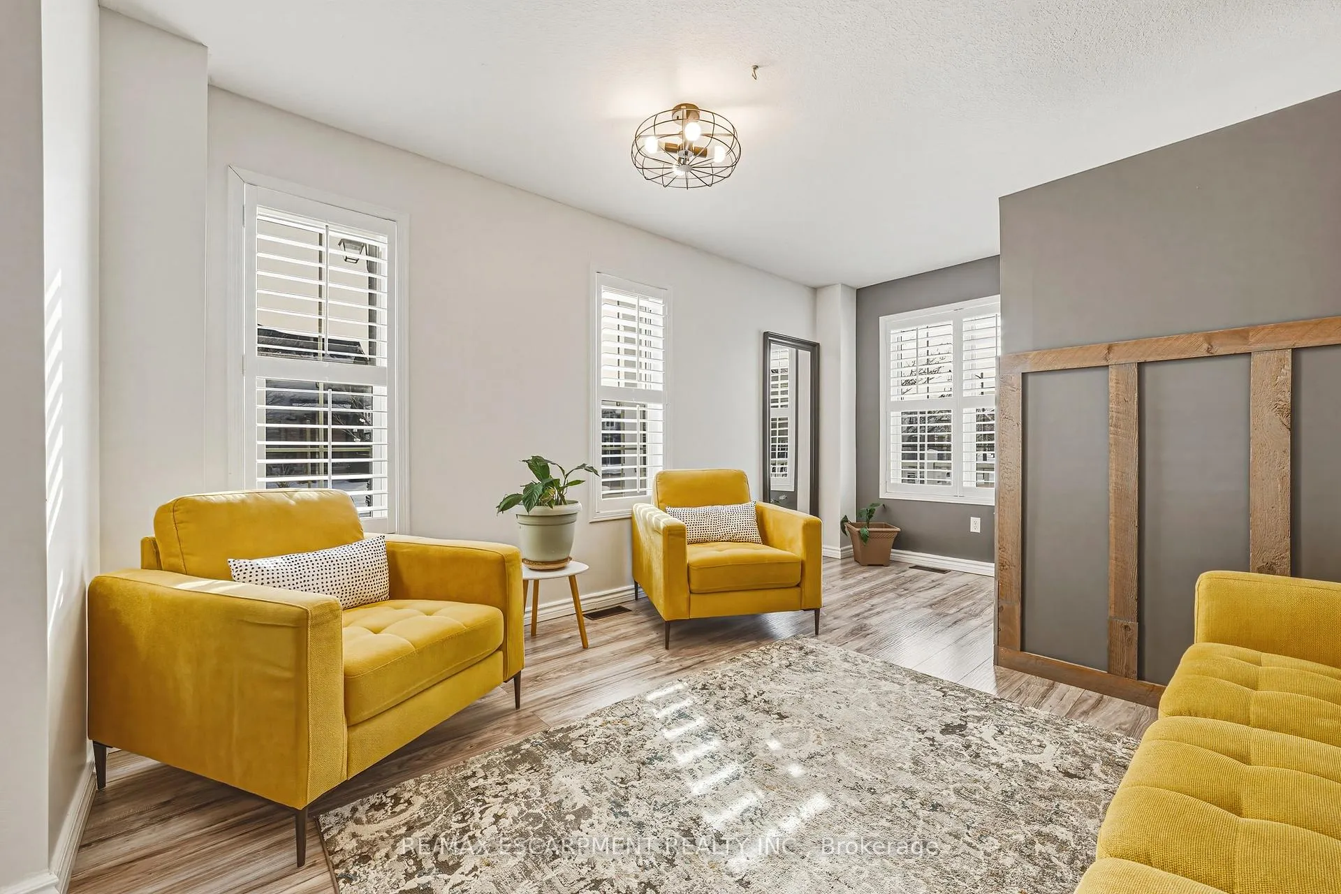 Photo 7 of 103 Powell Drive, Hamilton, Binbrook — HOMEH