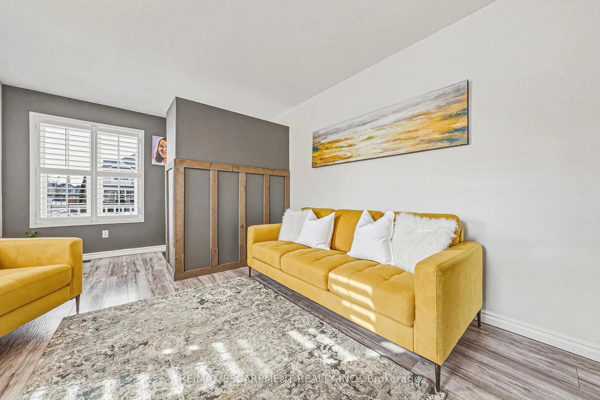Photo 9 of 103 Powell Drive, Hamilton, Binbrook — HOMEH