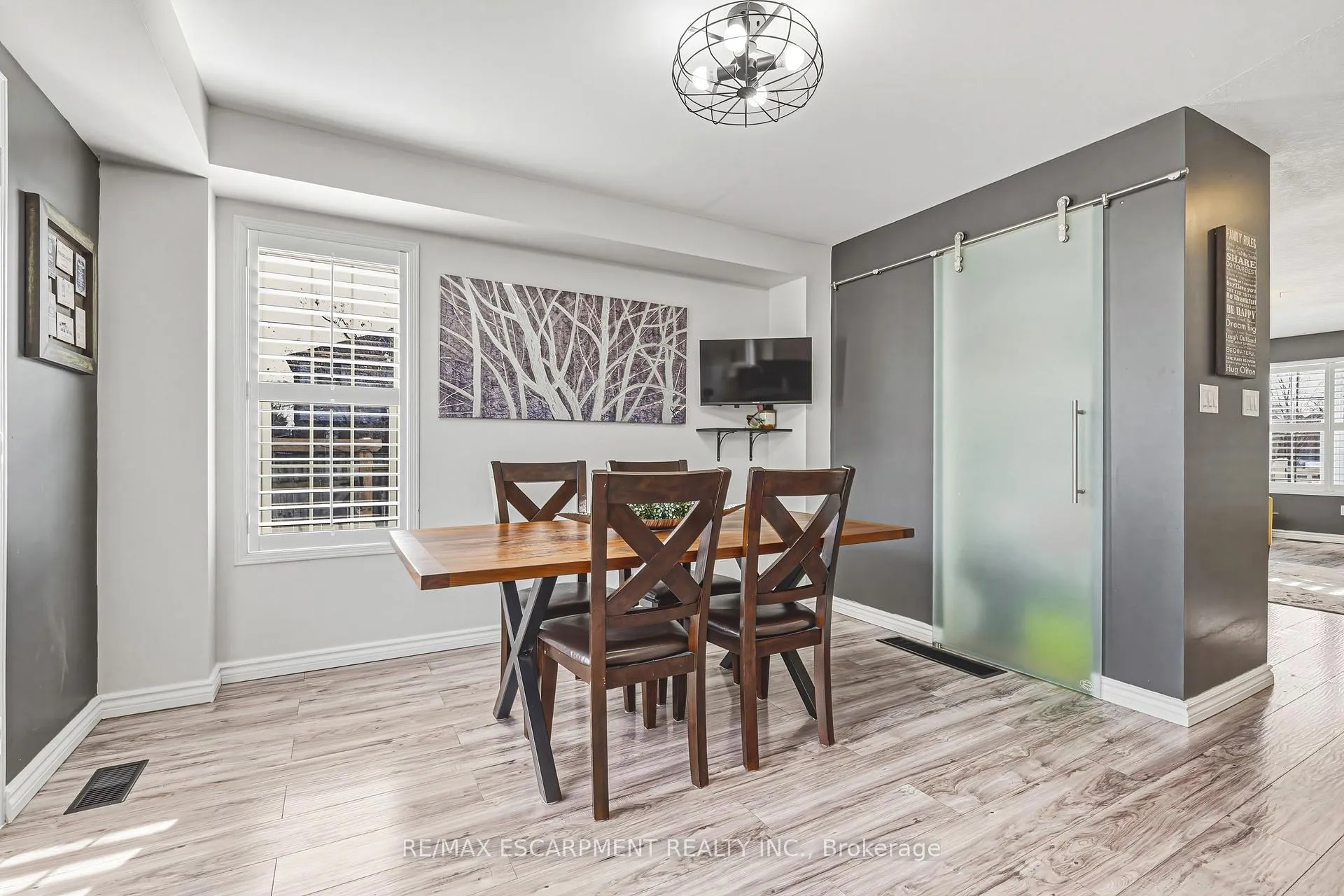 Photo 13 of 103 Powell Drive, Hamilton, Binbrook — HOMEH