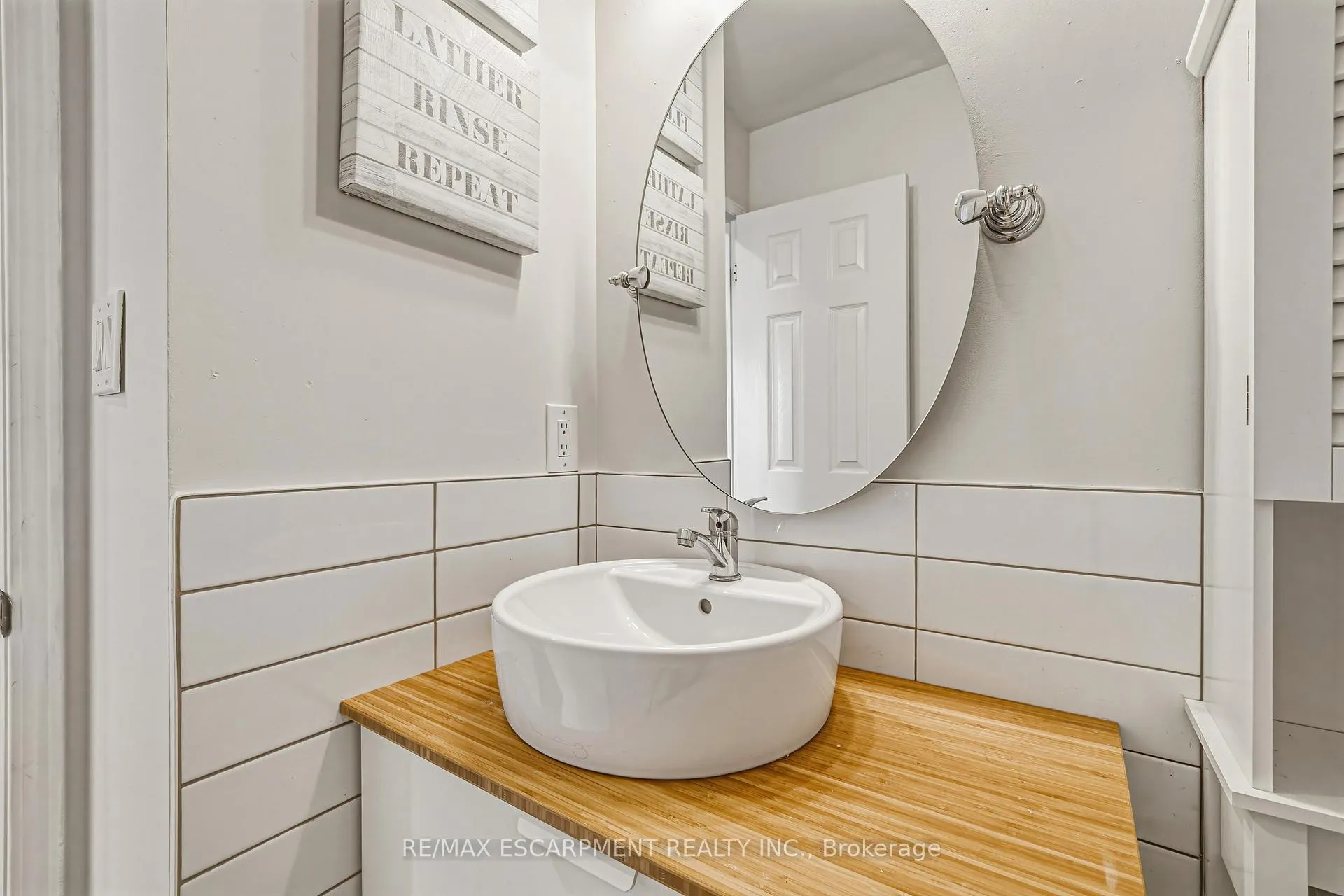 Photo 30 of 103 Powell Drive, Hamilton, Binbrook — HOMEH