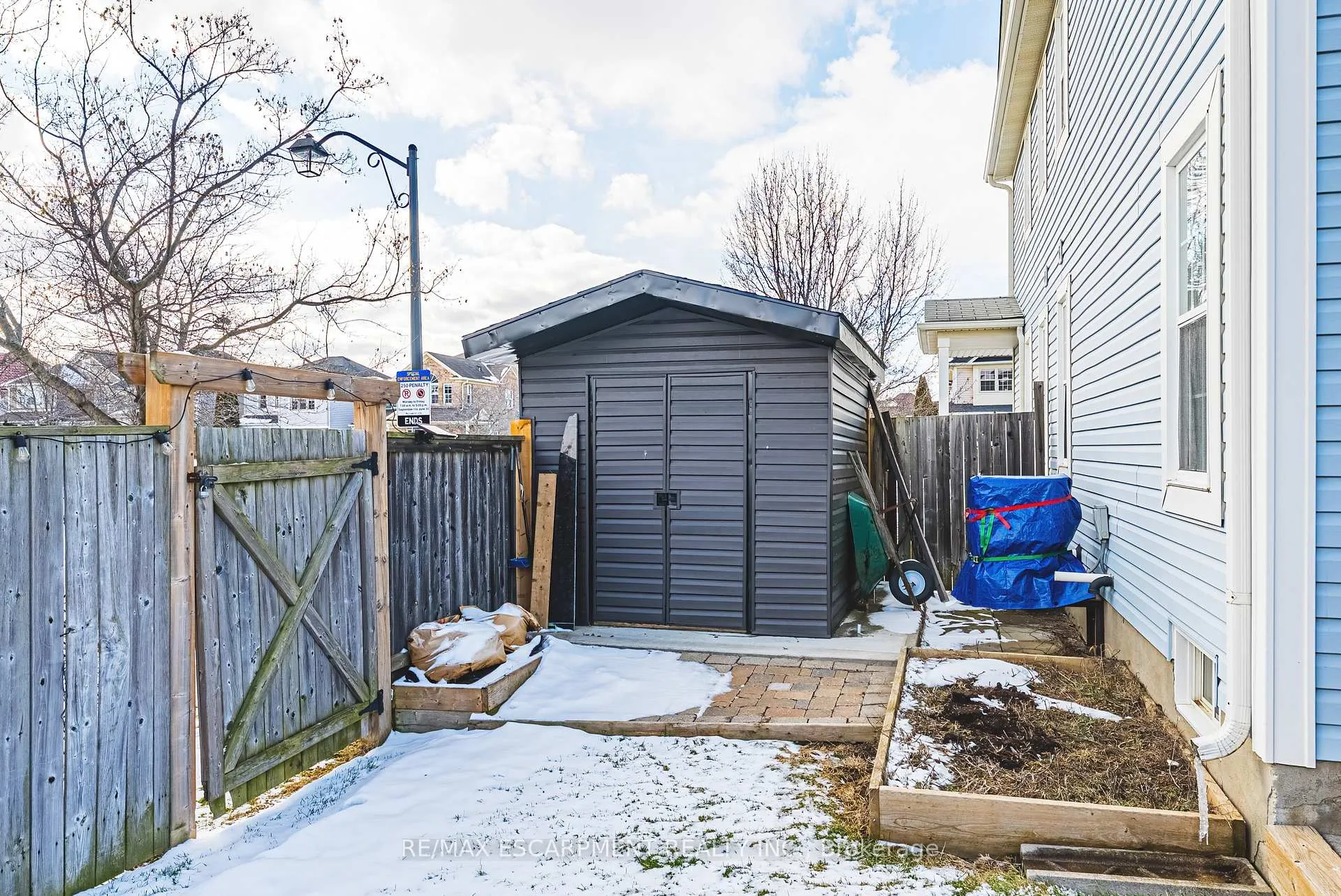 Photo 37 of 103 Powell Drive, Hamilton, Binbrook — HOMEH