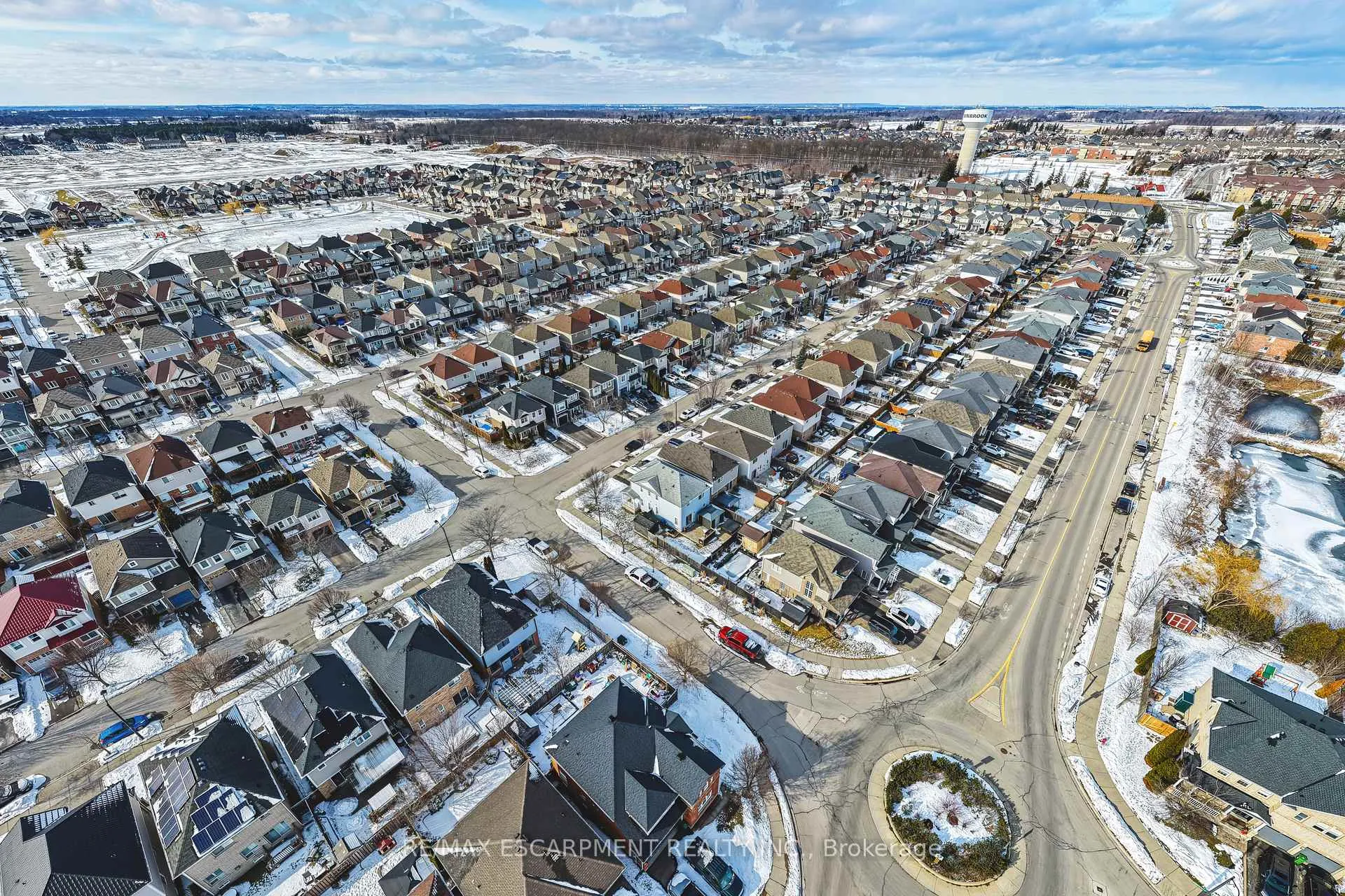 Photo 43 of 103 Powell Drive, Hamilton, Binbrook — HOMEH
