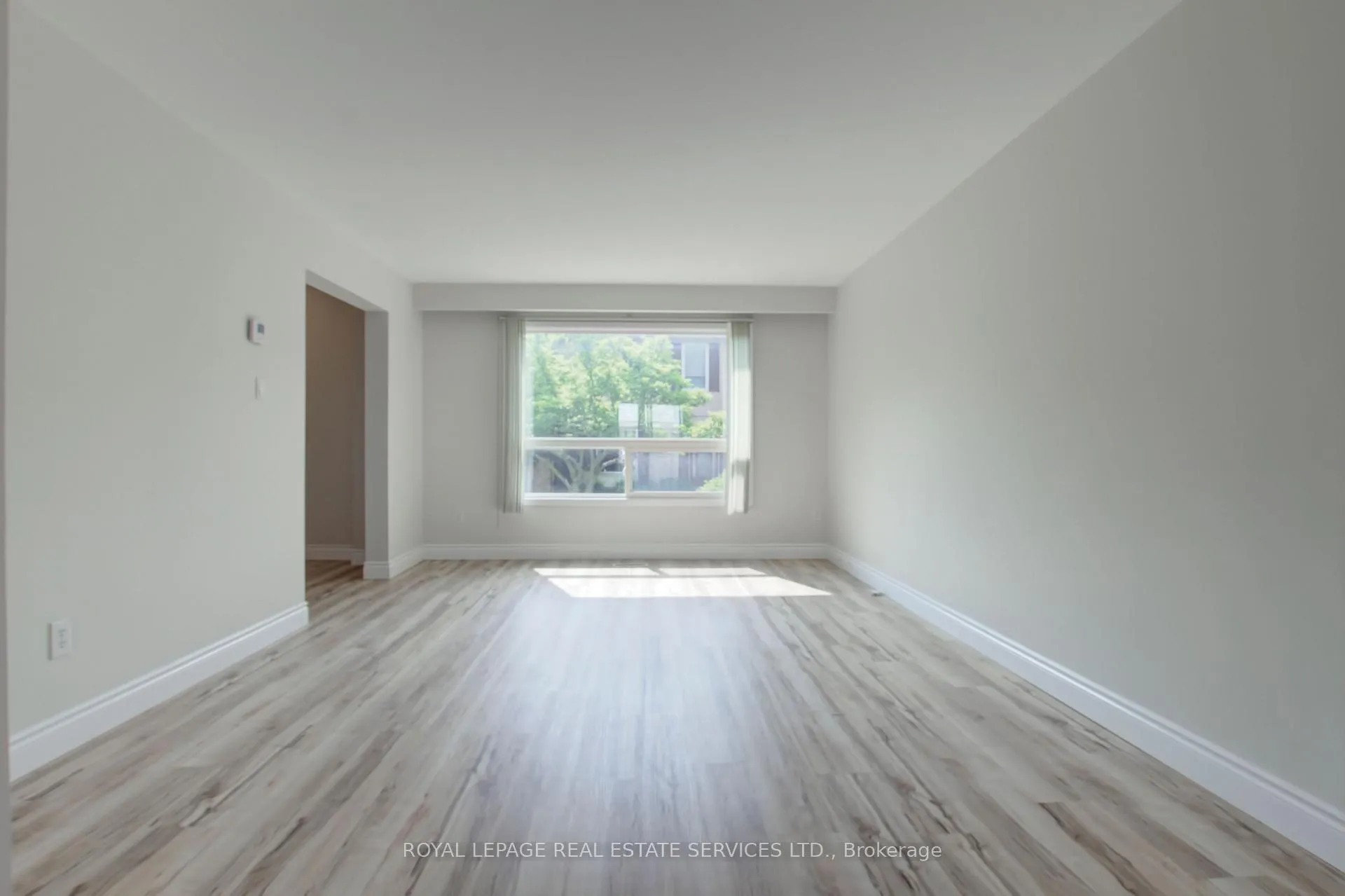 Photo 7 of Unit 37, 5475 Lakeshore Road, Burlington, Appleby — HOMEH