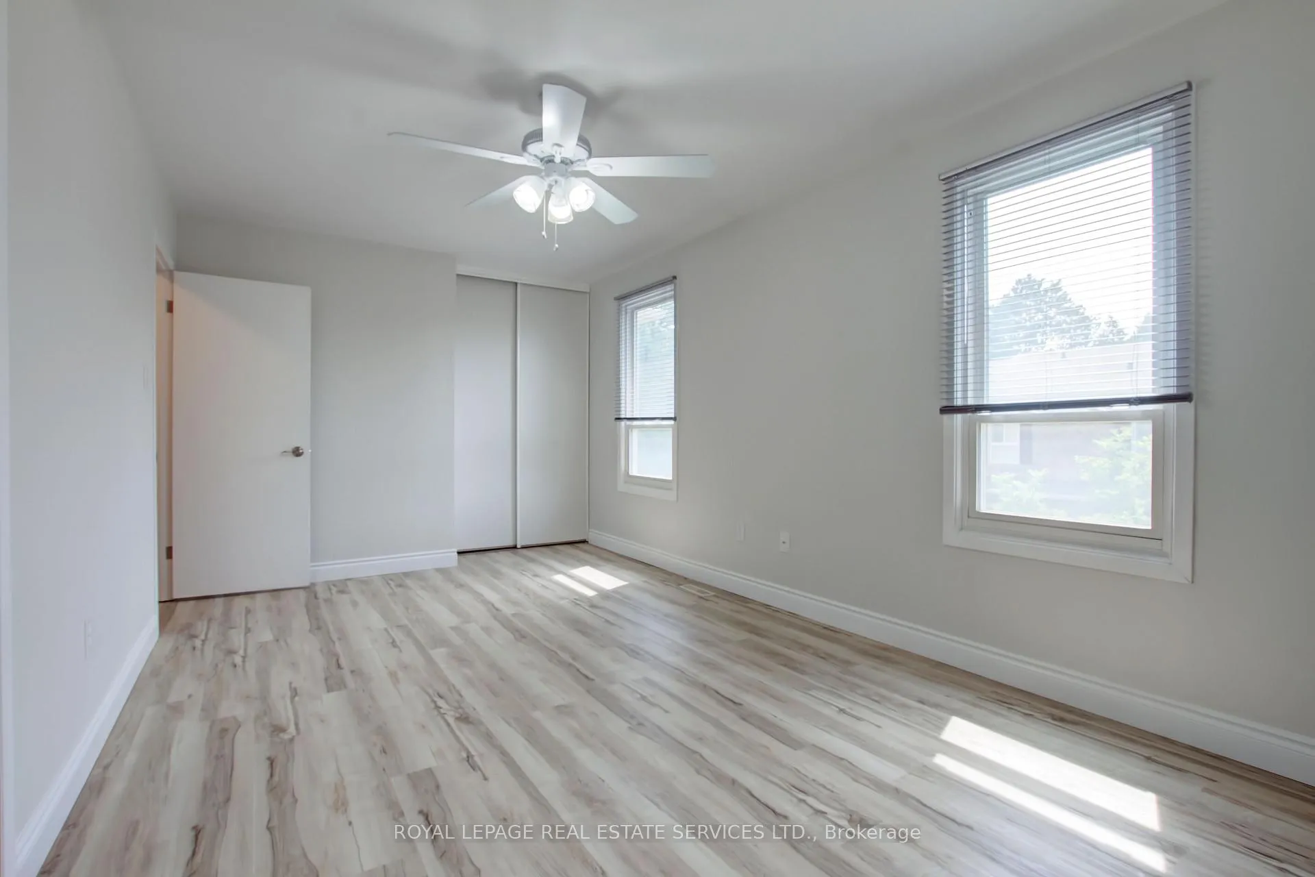 Photo 21 of Unit 37, 5475 Lakeshore Road, Burlington, Appleby — HOMEH