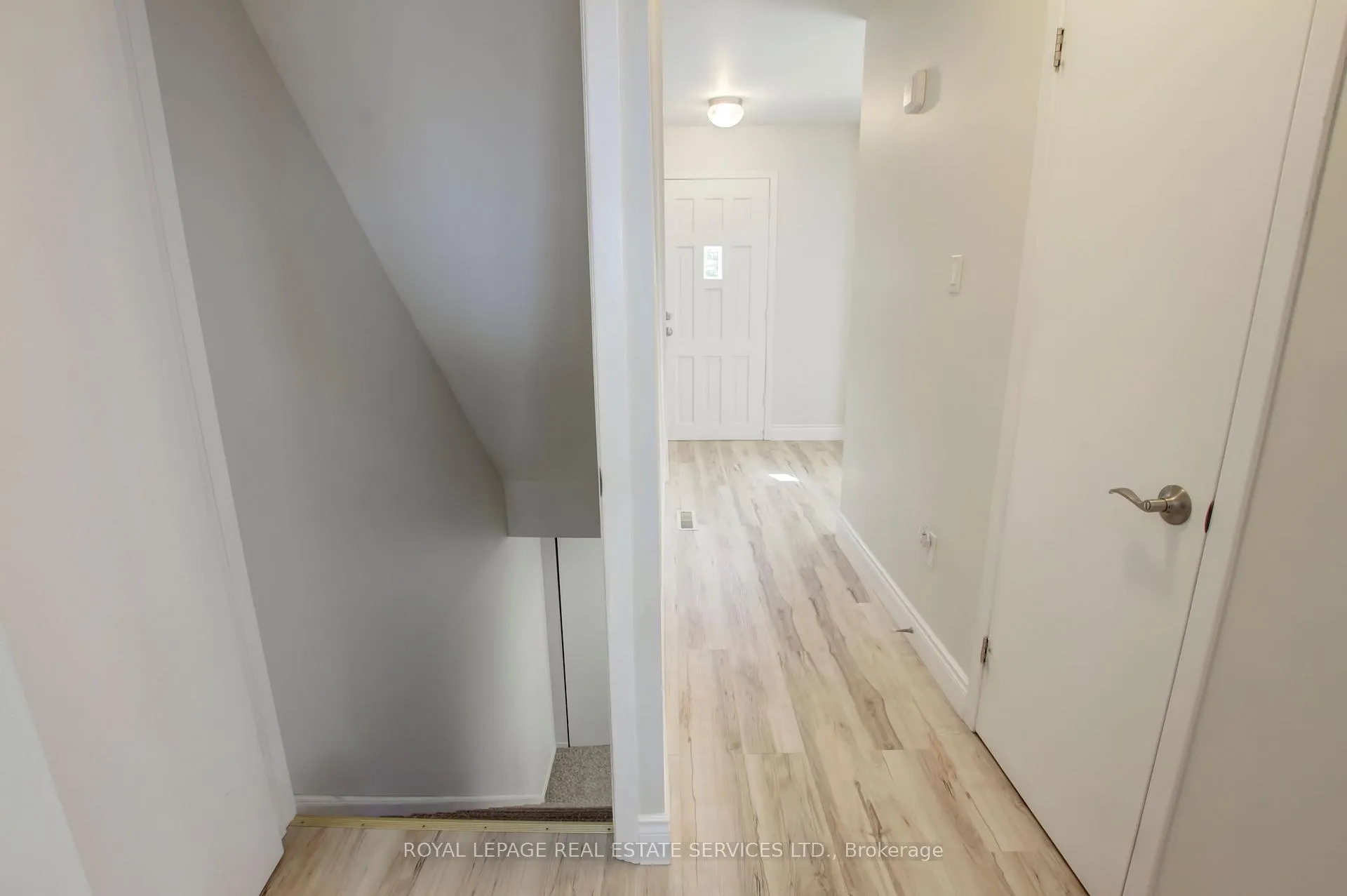Photo 25 of Unit 37, 5475 Lakeshore Road, Burlington, Appleby — HOMEH