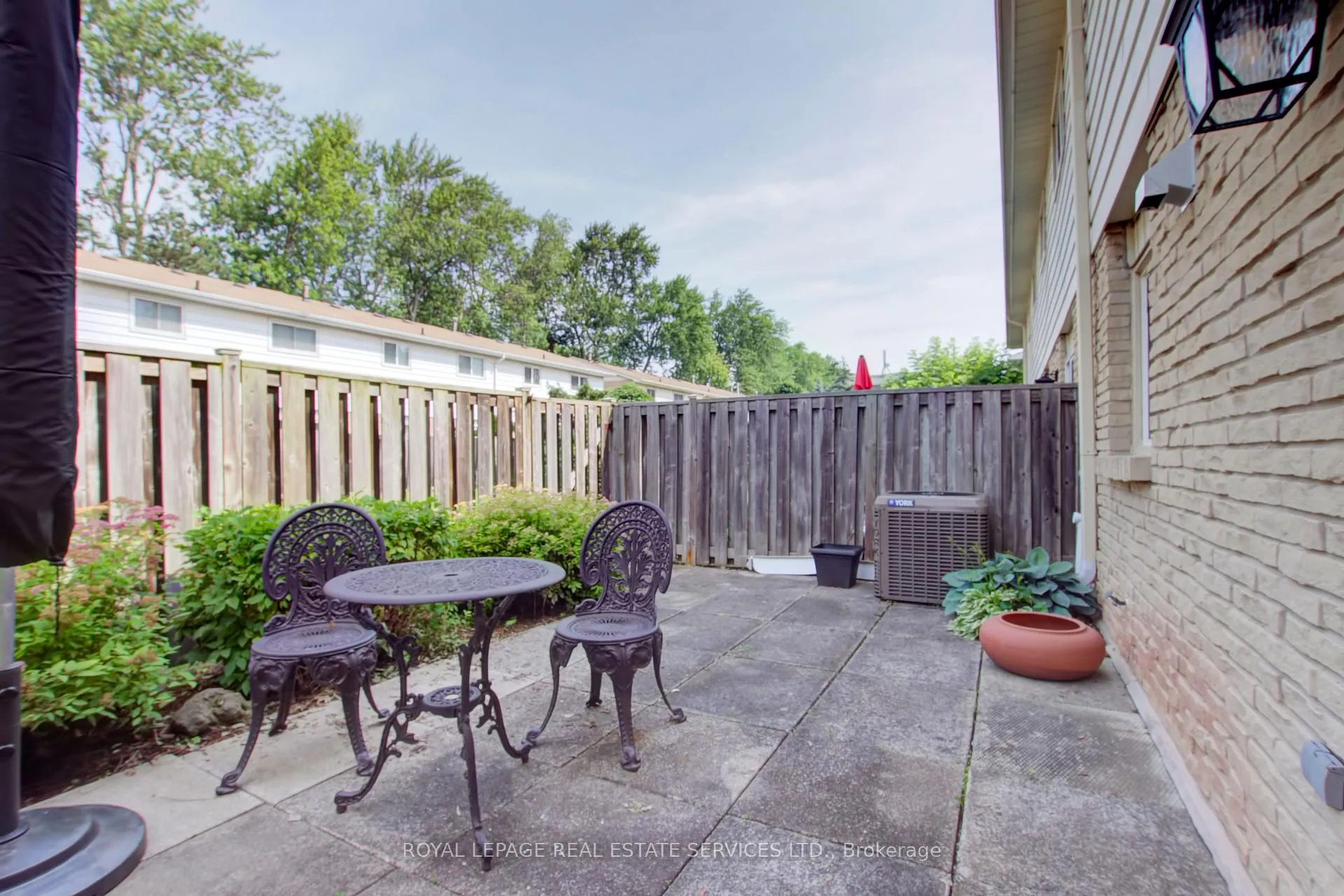 Photo 36 of Unit 37, 5475 Lakeshore Road, Burlington, Appleby — HOMEH
