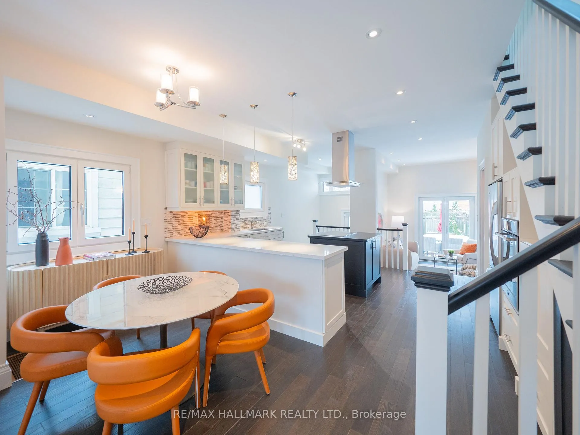 Photo 6 of 218 Westlake Avenue, Toronto, Woodbine-Lumsden — HOMEH
