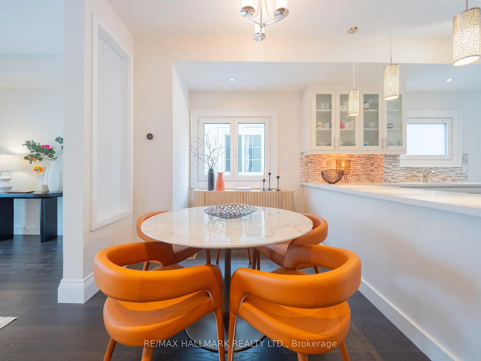 Photo 7 of 218 Westlake Avenue, Toronto, Woodbine-Lumsden — HOMEH