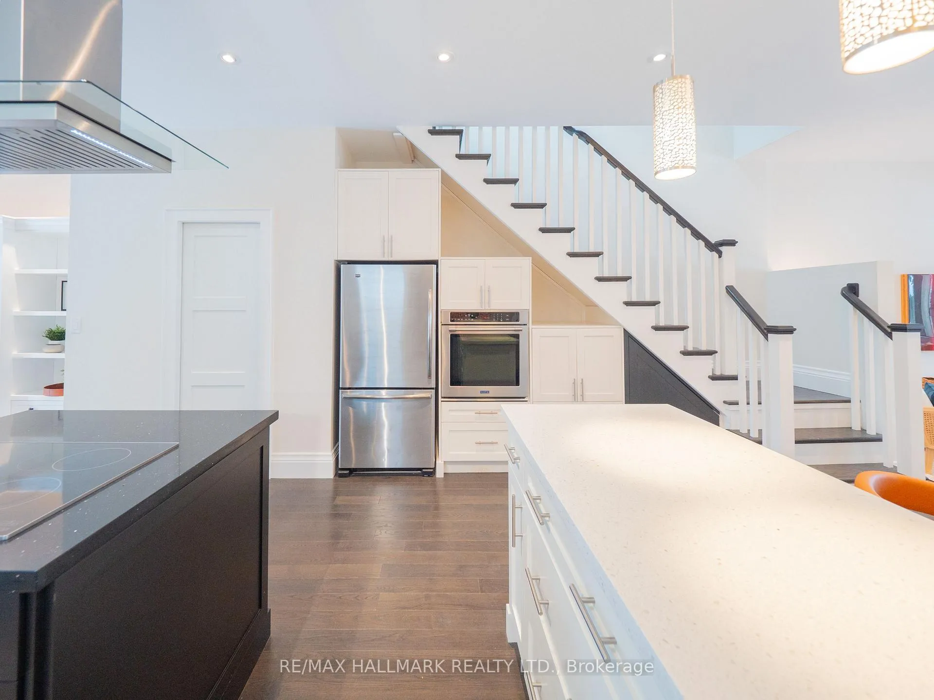 Photo 11 of 218 Westlake Avenue, Toronto, Woodbine-Lumsden — HOMEH