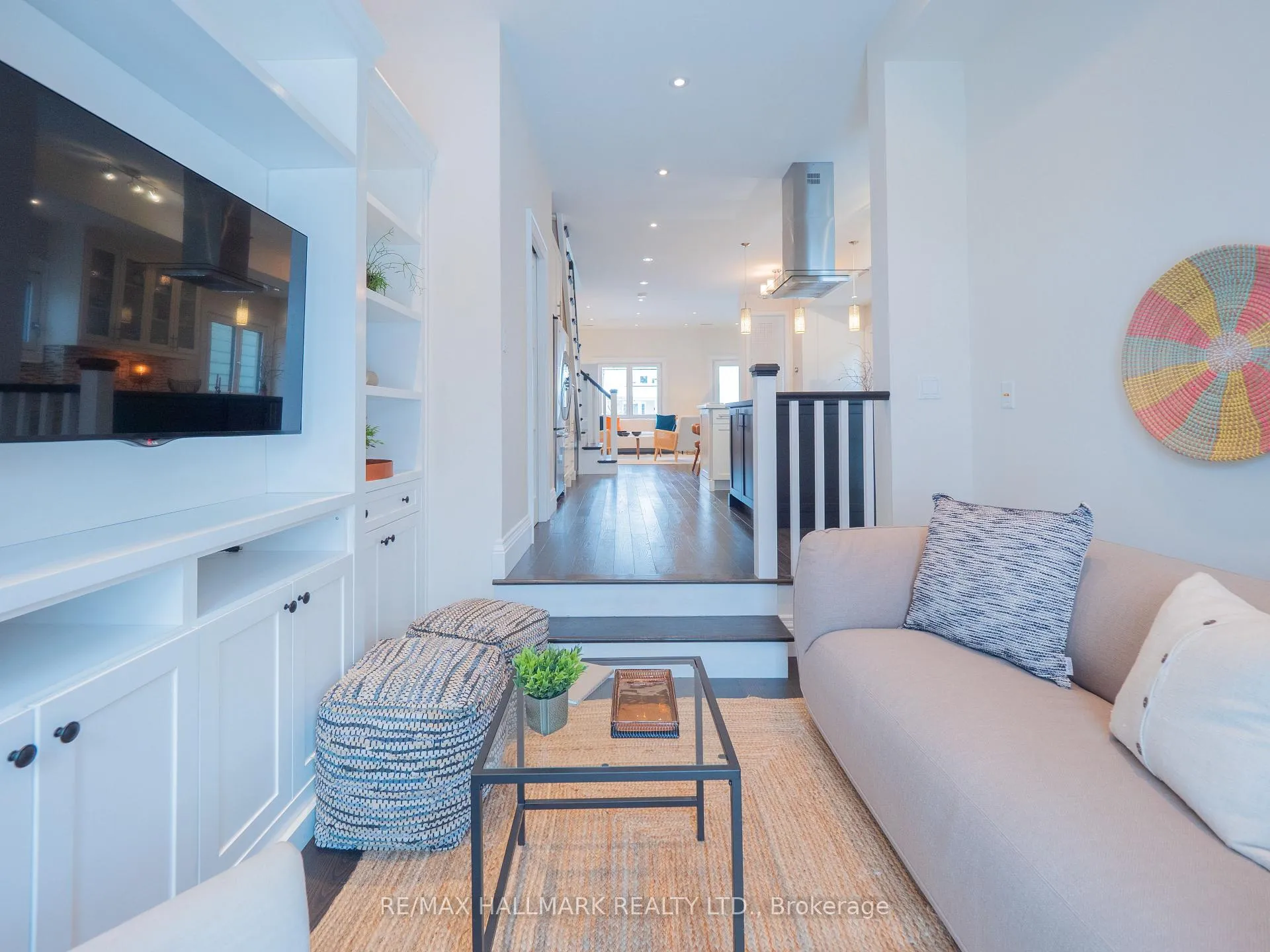 Photo 16 of 218 Westlake Avenue, Toronto, Woodbine-Lumsden — HOMEH