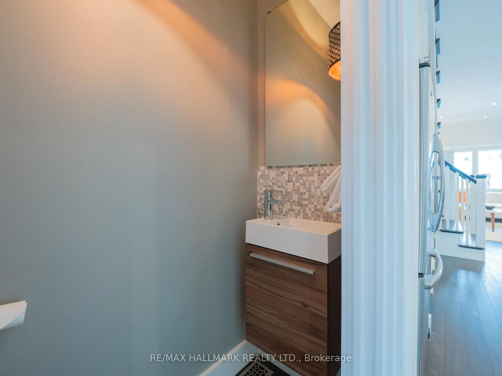 Photo 17 of 218 Westlake Avenue, Toronto, Woodbine-Lumsden — HOMEH