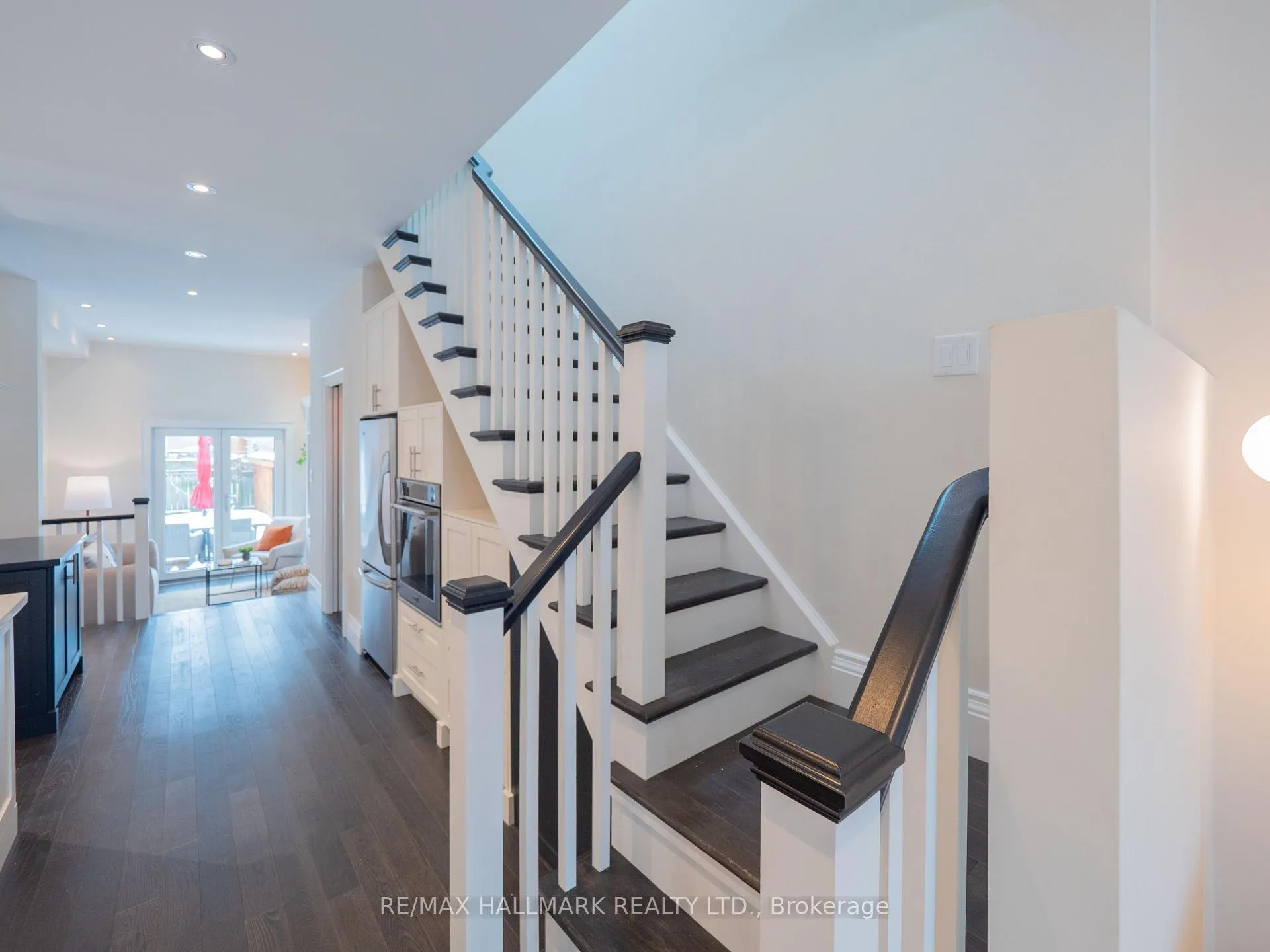 Photo 18 of 218 Westlake Avenue, Toronto, Woodbine-Lumsden — HOMEH