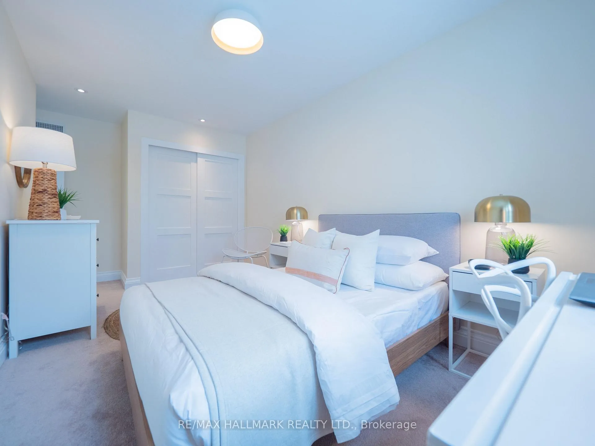 Photo 26 of 218 Westlake Avenue, Toronto, Woodbine-Lumsden — HOMEH