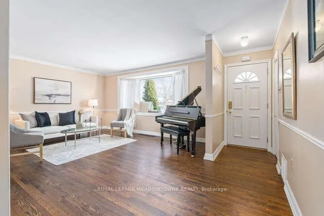 Photo 9 of 394 Wilson Avenue, Burlington, Shoreacres — HOMEH