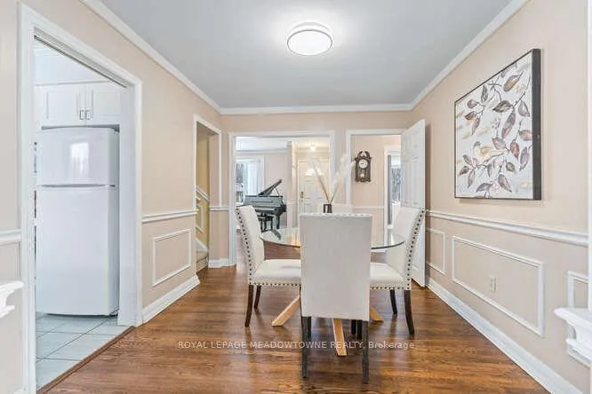 Photo 10 of 394 Wilson Avenue, Burlington, Shoreacres — HOMEH