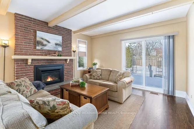 Photo 19 of 394 Wilson Avenue, Burlington, Shoreacres — HOMEH
