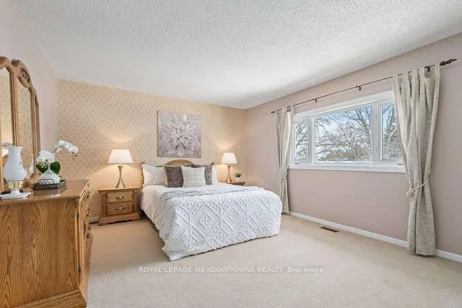 Photo 29 of 394 Wilson Avenue, Burlington, Shoreacres — HOMEH