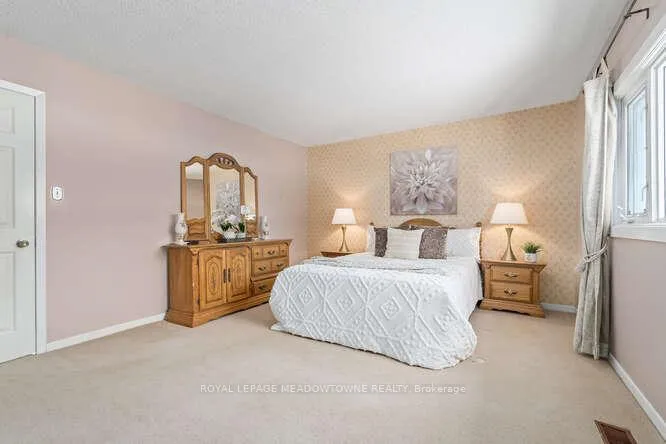 Photo 30 of 394 Wilson Avenue, Burlington, Shoreacres — HOMEH