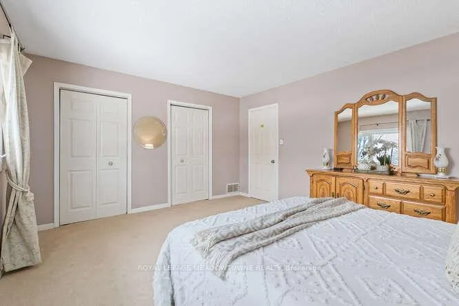 Photo 31 of 394 Wilson Avenue, Burlington, Shoreacres — HOMEH