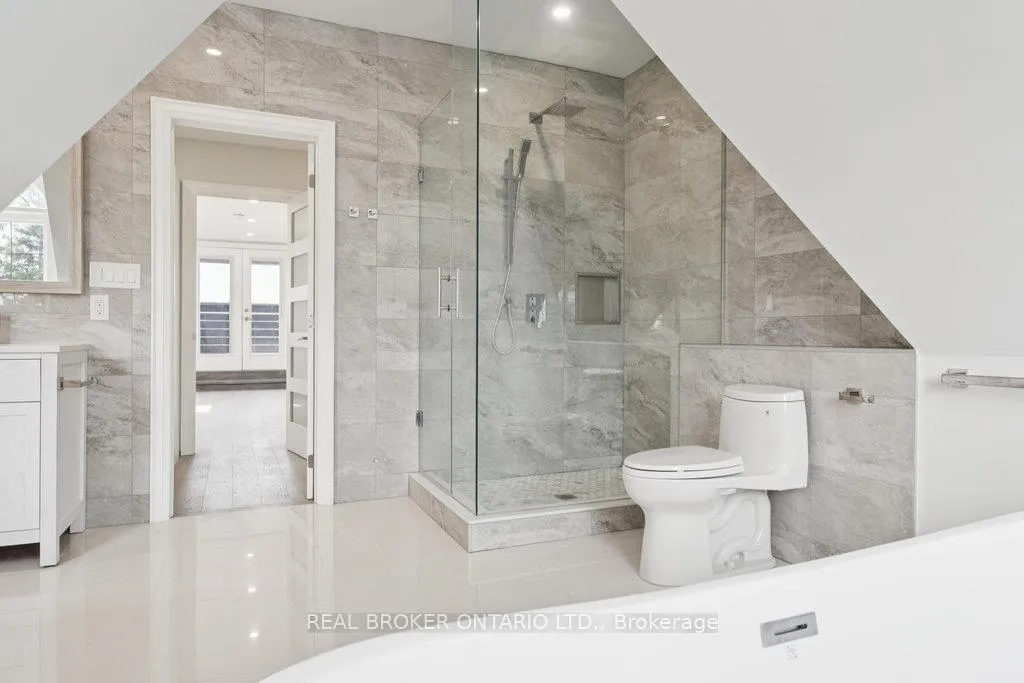 Photo 13 of 108 Hatherley Road, Toronto, Caledonia-Fairbank — HOMEH