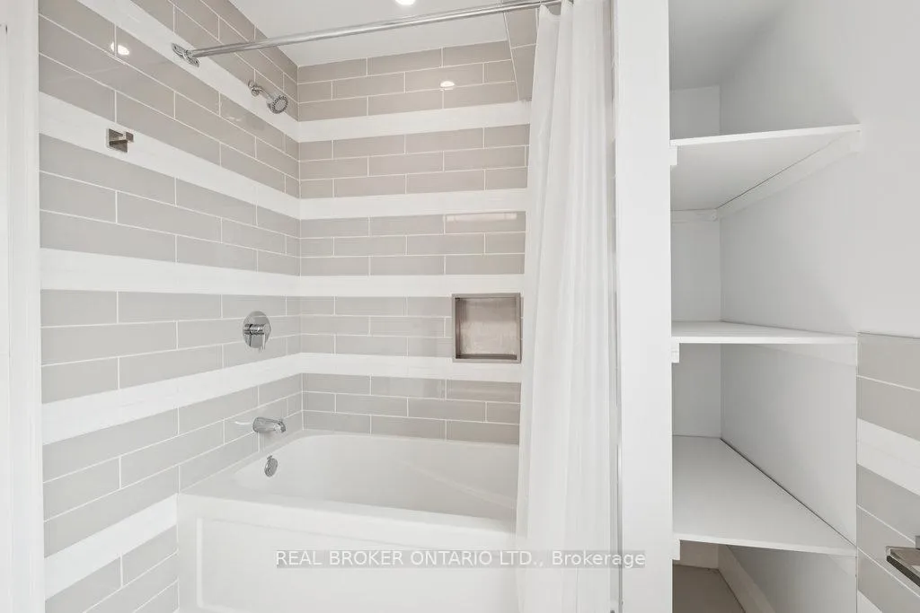 Photo 23 of 108 Hatherley Road, Toronto, Caledonia-Fairbank — HOMEH