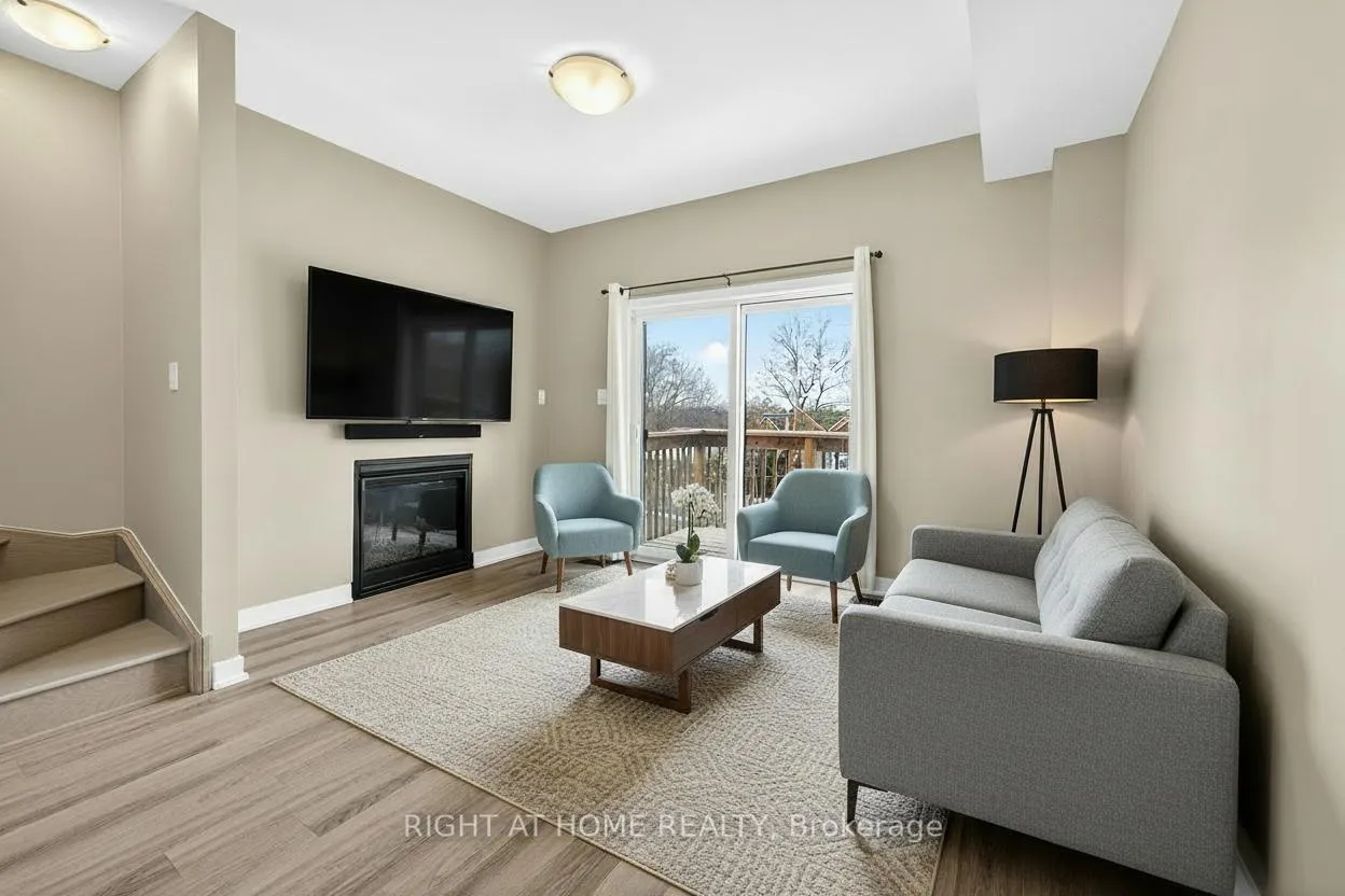 Photo 5 of 48 Markle Crescent, Hamilton, Ancaster — HOMEH