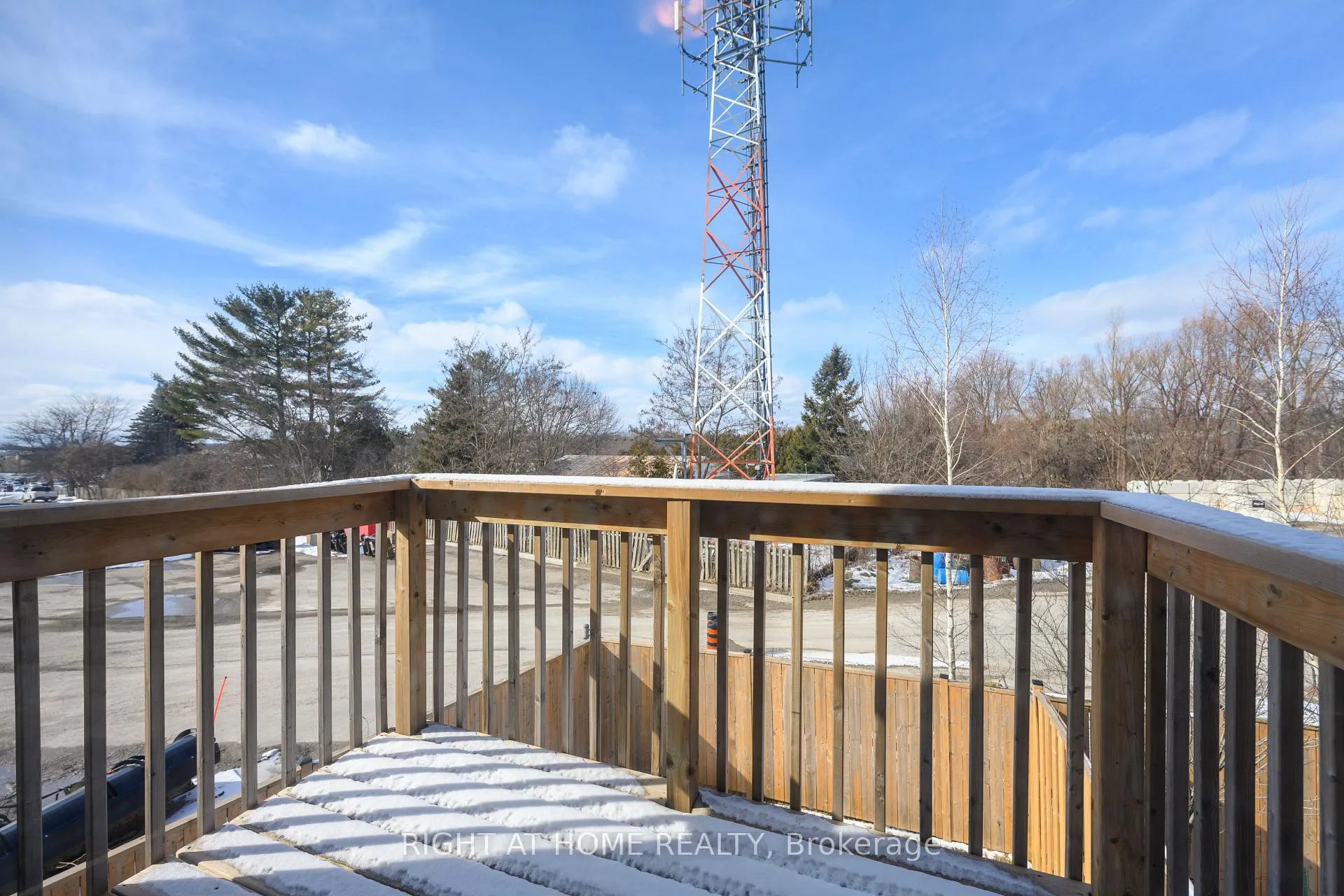 Photo 23 of 48 Markle Crescent, Hamilton, Ancaster — HOMEH
