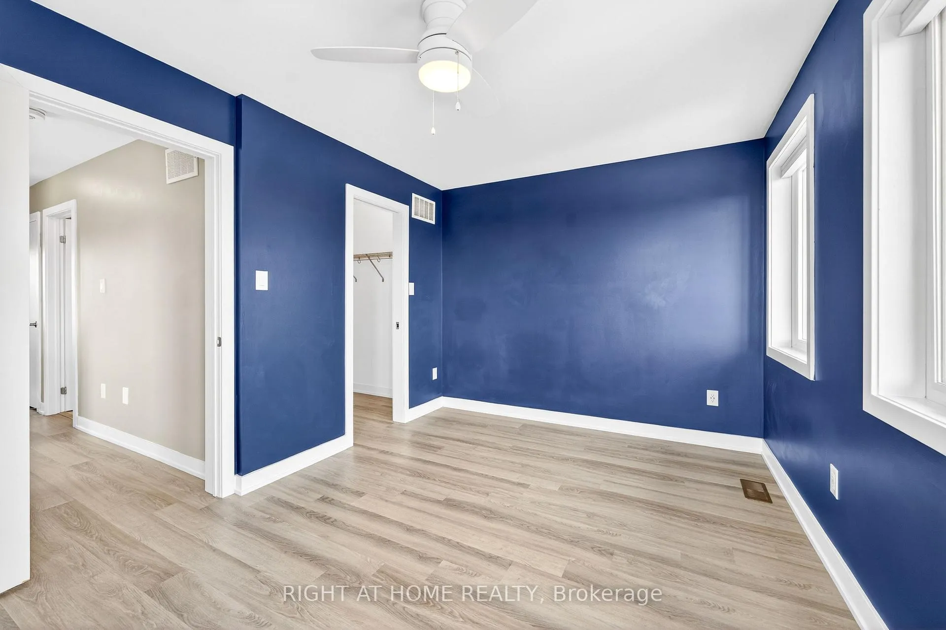 Photo 30 of 48 Markle Crescent, Hamilton, Ancaster — HOMEH