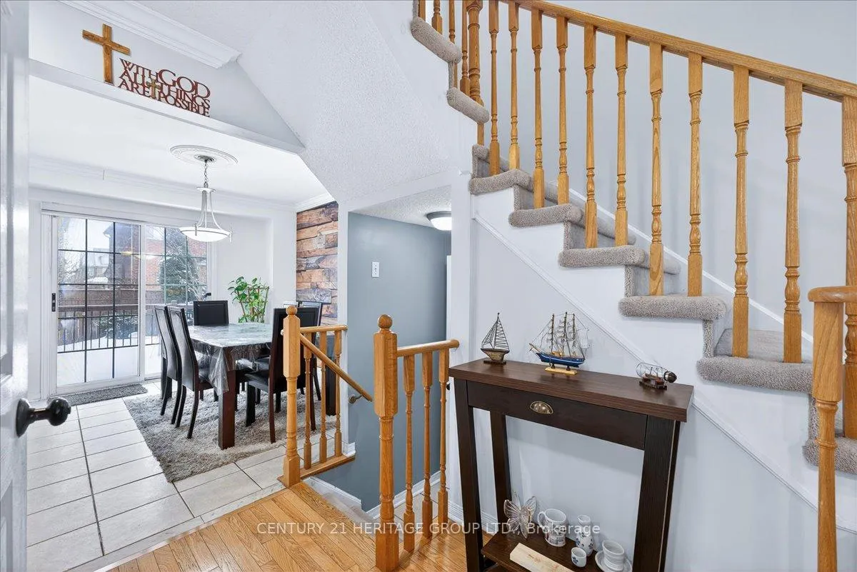 Photo 10 of 209 Fitzgerald Crescent, Milton, Dempsey — HOMEH