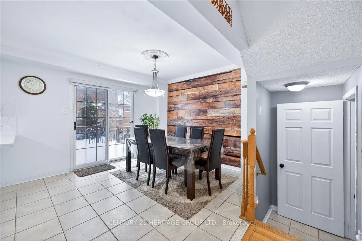 Photo 12 of 209 Fitzgerald Crescent, Milton, Dempsey — HOMEH