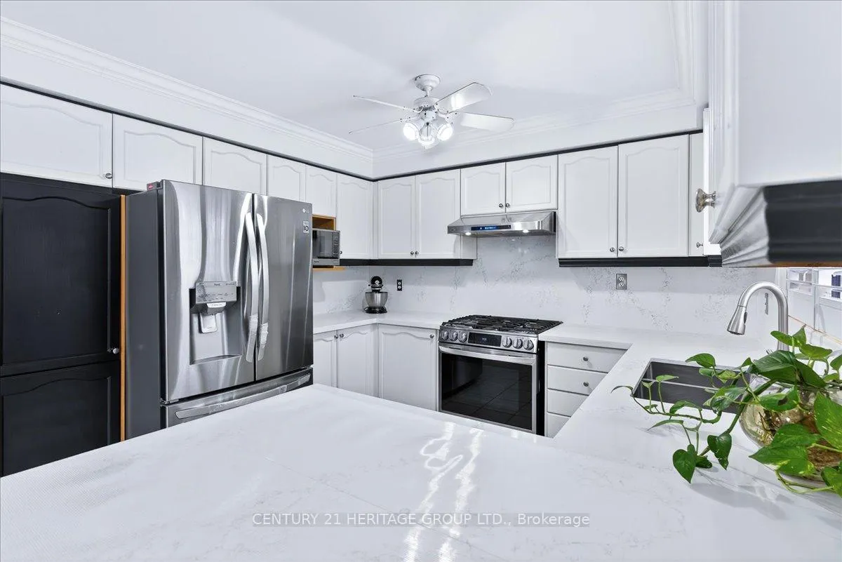 Photo 16 of 209 Fitzgerald Crescent, Milton, Dempsey — HOMEH