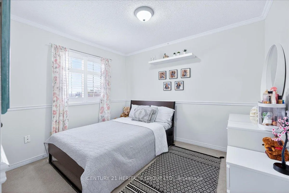 Photo 28 of 209 Fitzgerald Crescent, Milton, Dempsey — HOMEH