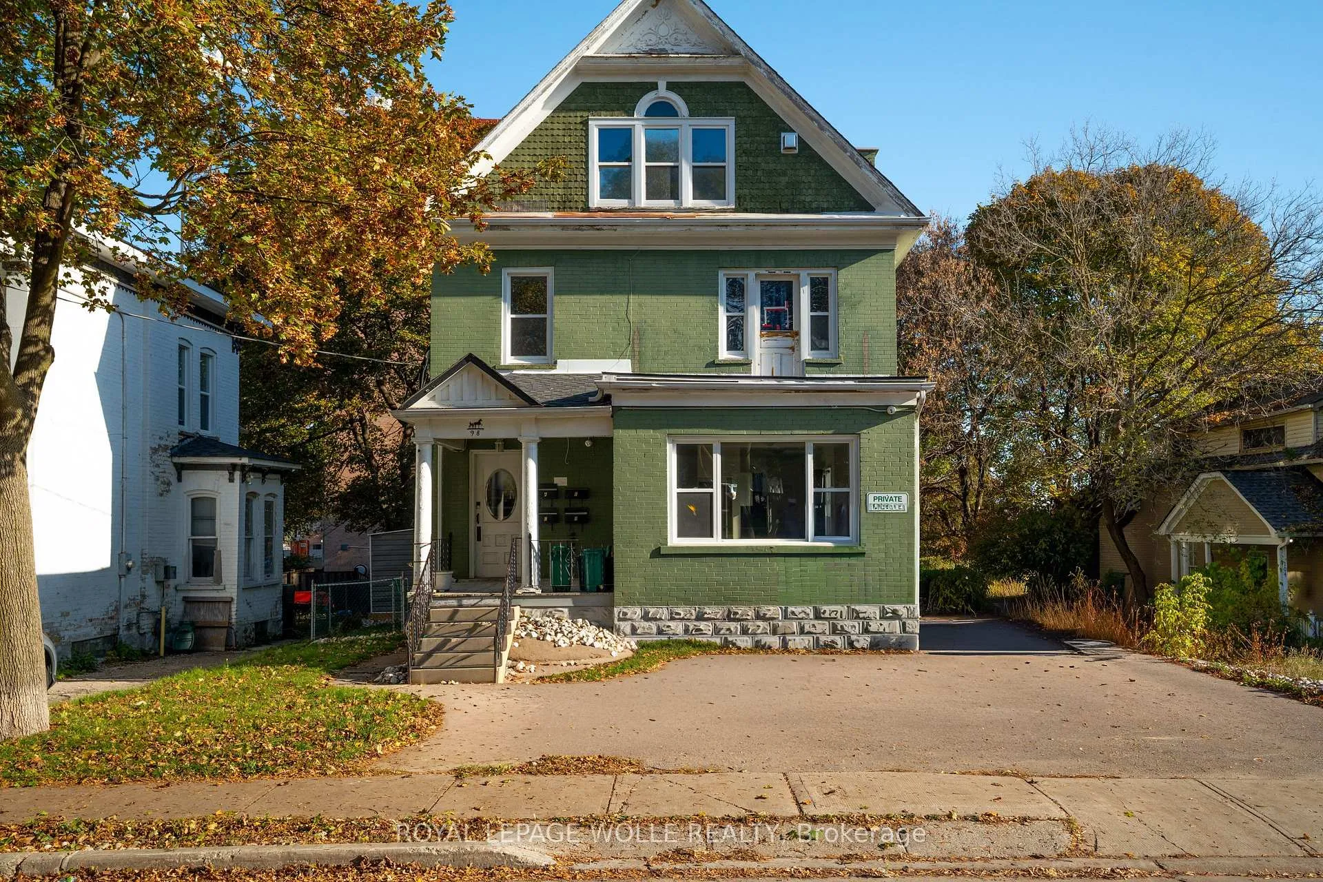Photo 1 of Unit D (Upper), 98 Church Street, Kitchener — HOMEH