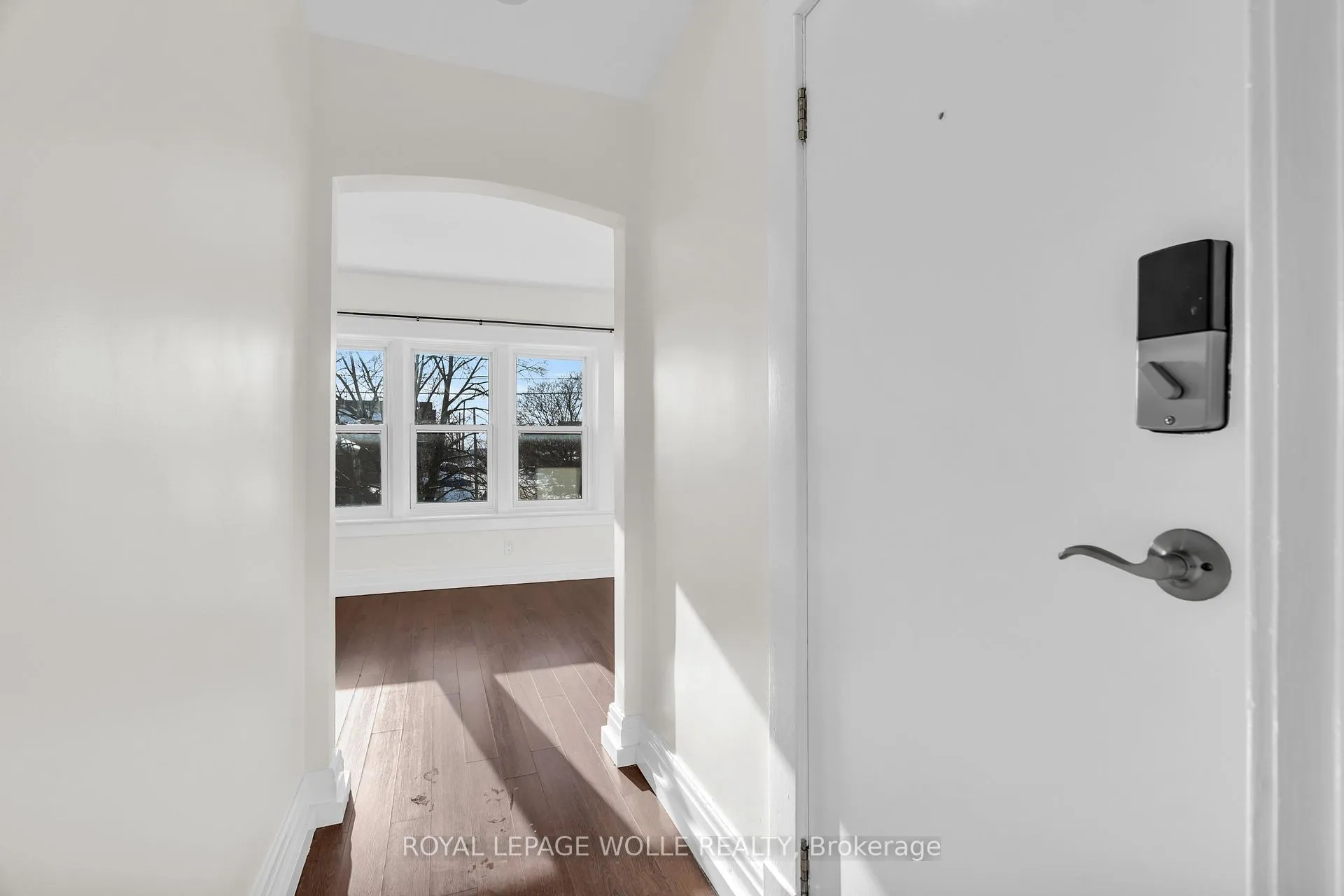 Photo 6 of Unit D (Upper), 98 Church Street, Kitchener — HOMEH