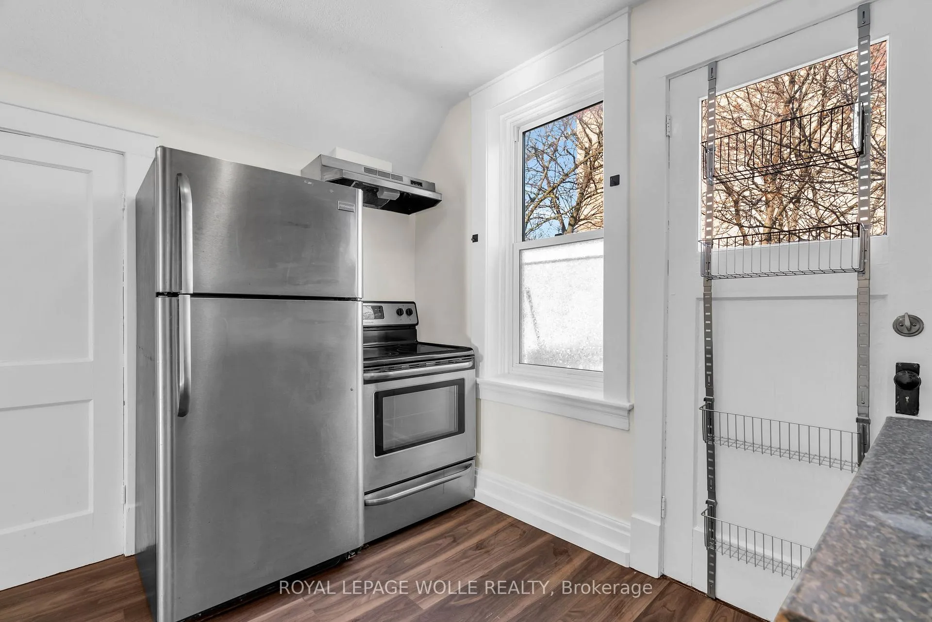 Photo 9 of Unit D (Upper), 98 Church Street, Kitchener — HOMEH