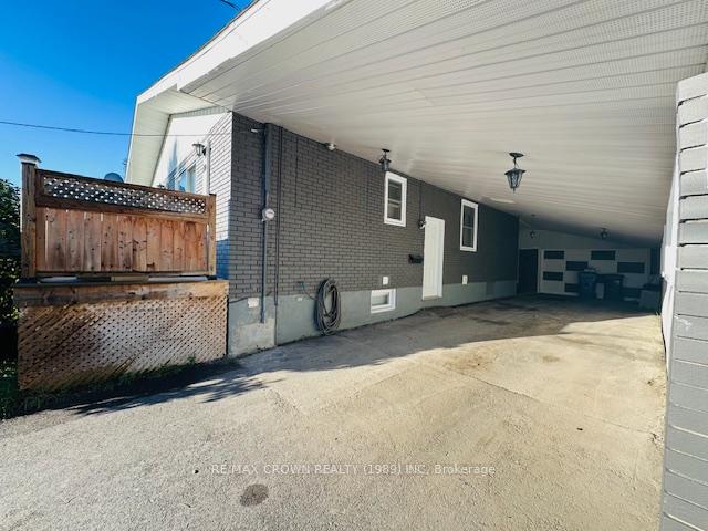 Photo 5 of 40 Frontenac Crescent, Kapuskasing — HOMEH