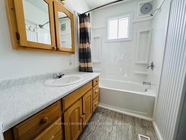 Photo 21 of 40 Frontenac Crescent, Kapuskasing — HOMEH