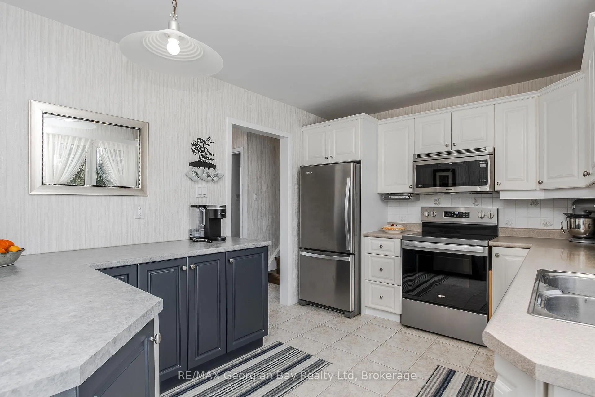 Photo 6 of 306 Cedar Street, Midland — HOMEH