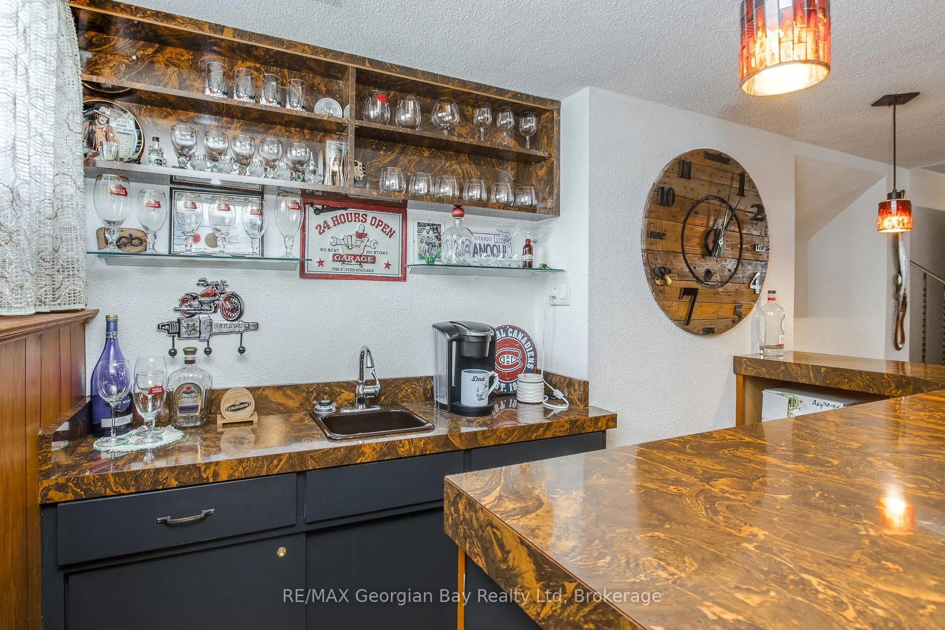 Photo 12 of 306 Cedar Street, Midland — HOMEH