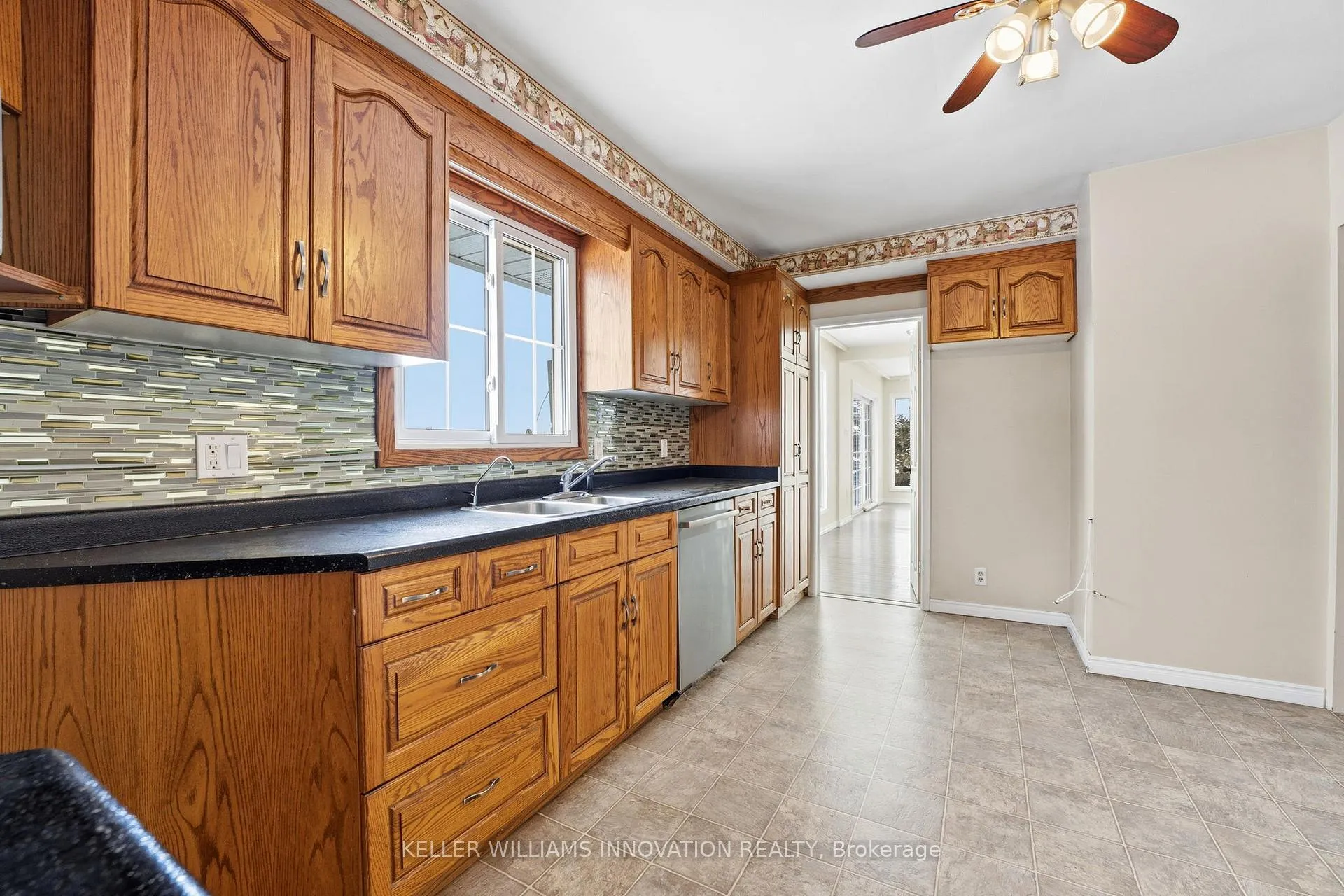 Photo 10 of 8678 Line 86, North Perth, Listowel — HOMEH