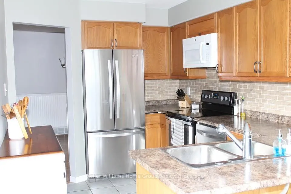 Photo 4 of 218 Silurian Drive, Guelph, Grange Road — HOMEH