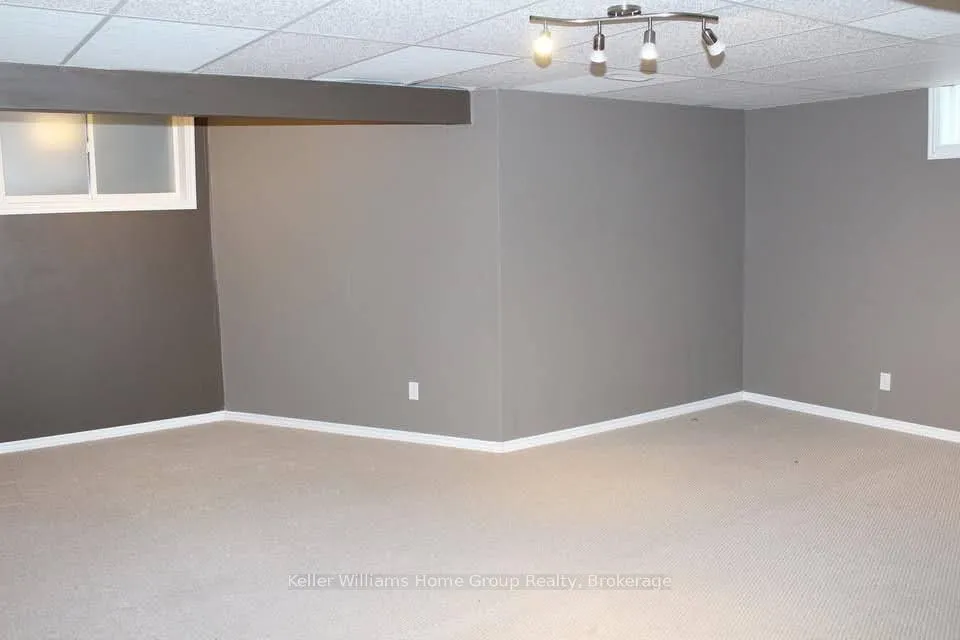 Photo 11 of 218 Silurian Drive, Guelph, Grange Road — HOMEH