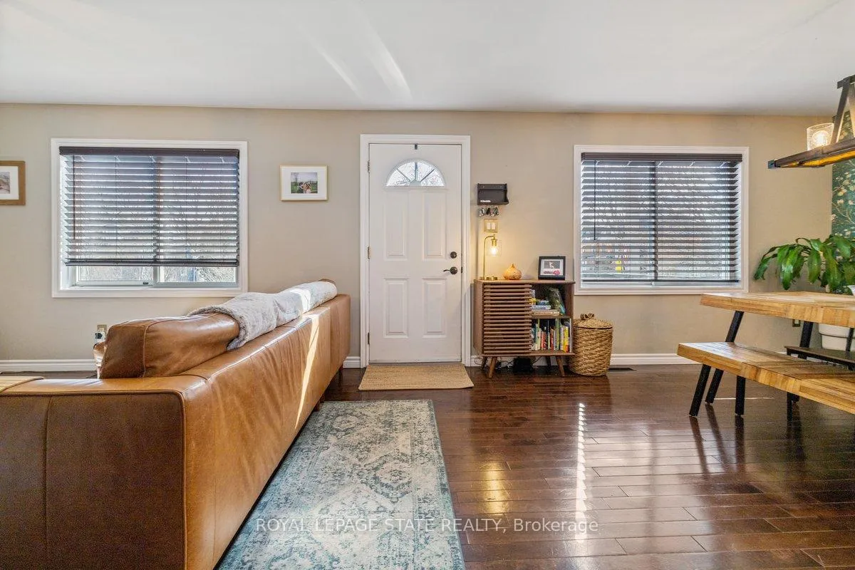 Photo 3 of 41 Baldwin Street, Hamilton, Dundas — HOMEH