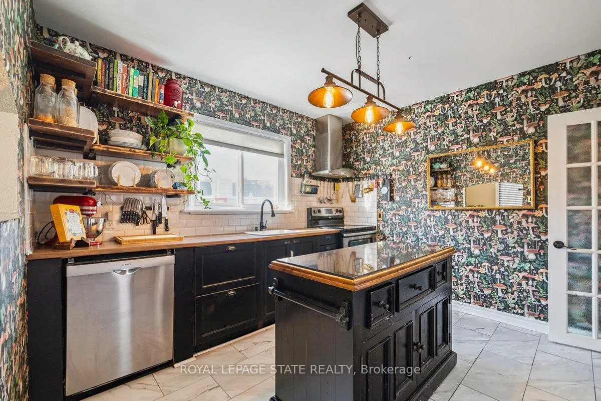 Photo 10 of 41 Baldwin Street, Hamilton, Dundas — HOMEH