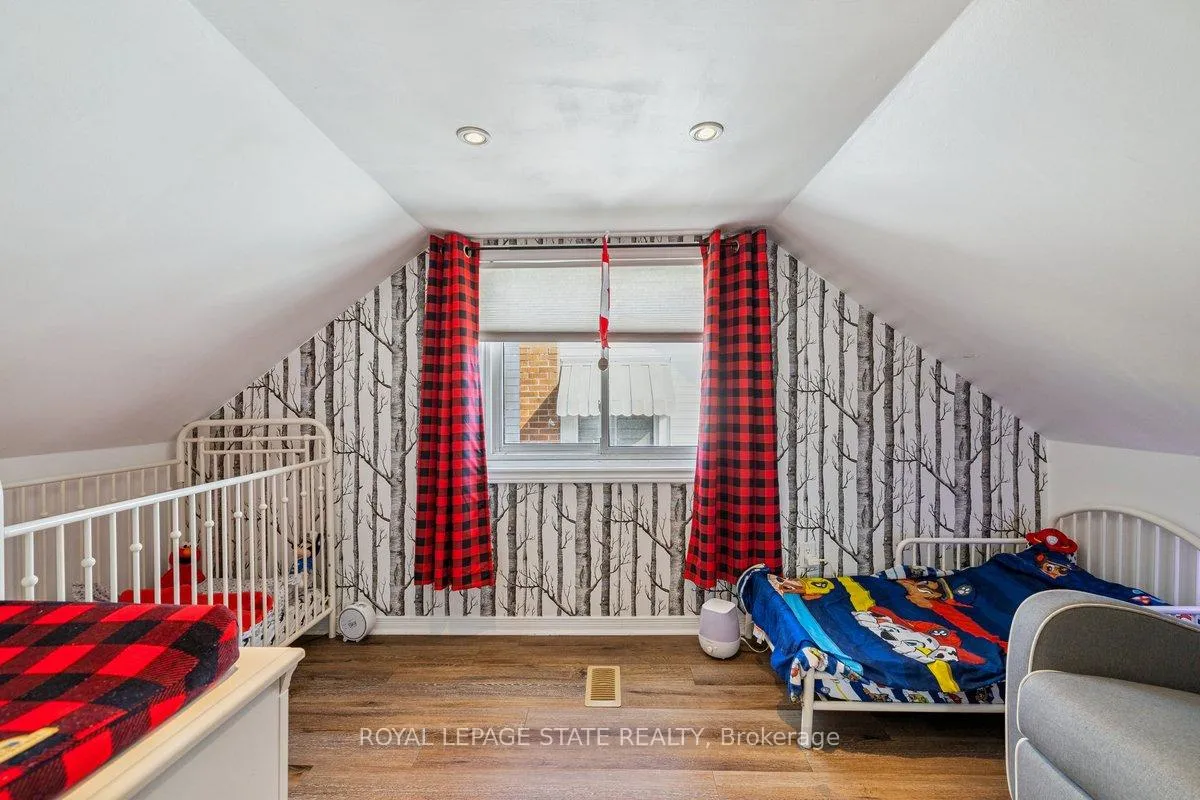 Photo 19 of 41 Baldwin Street, Hamilton, Dundas — HOMEH
