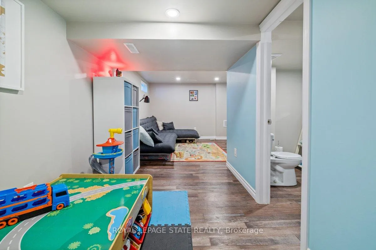 Photo 22 of 41 Baldwin Street, Hamilton, Dundas — HOMEH