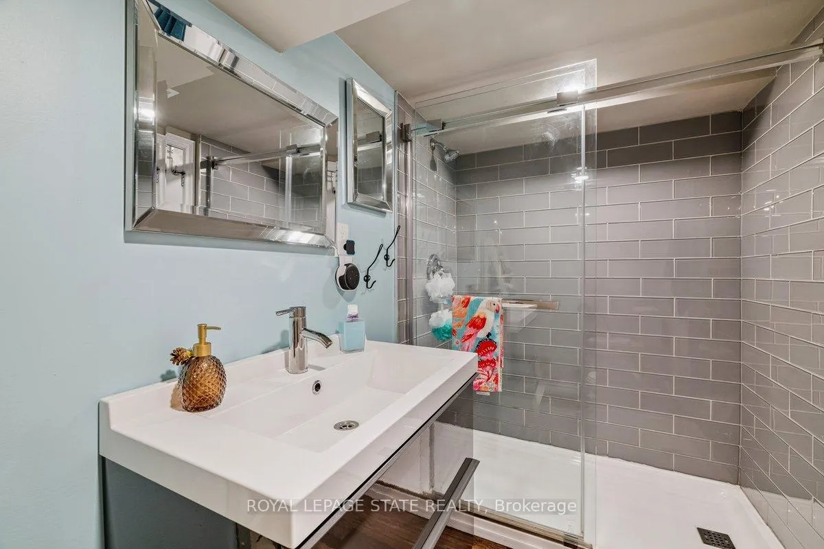 Photo 23 of 41 Baldwin Street, Hamilton, Dundas — HOMEH