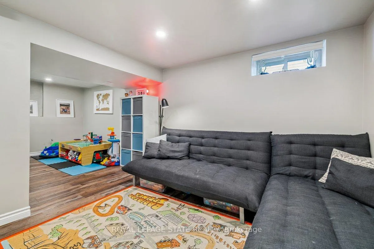 Photo 25 of 41 Baldwin Street, Hamilton, Dundas — HOMEH